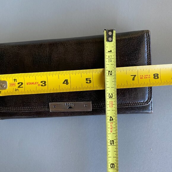 Roots Vergan Leather Brown Slim Women's Wallet - Picture 8 of 9
